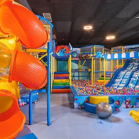 Hotel Aminess Vival Casa Lisanj 3*