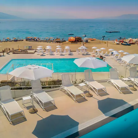 Aminess Vival Casa Lisanj 3* Novi Vinodolski