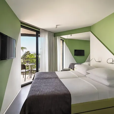 Hotel Aminess Vival Casa Lisanj 3*