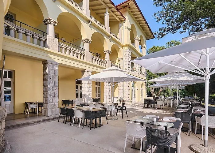 Hotel Aminess Vival Casa Lisanj 3*
