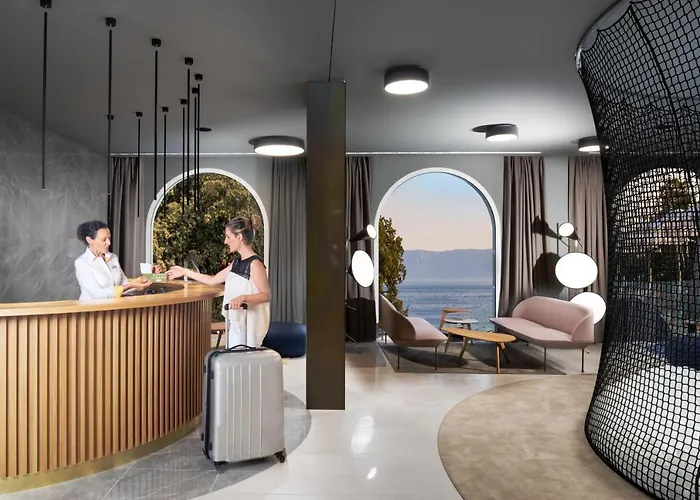 호텔 Aminess Vival Casa Lisanj